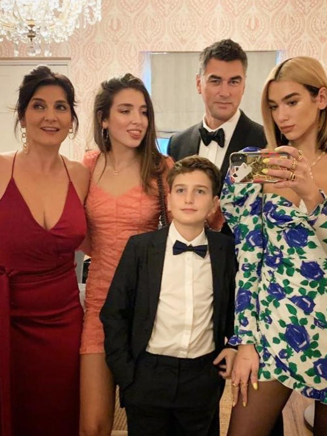 欧美圈最帅大叔盘点！颜值在线50年，他们比小鲜肉还迷人