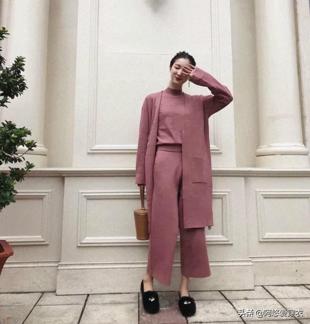 小白鞋過時了，今年最火的是“豆豆鞋”，時尚百搭，小個子也適合