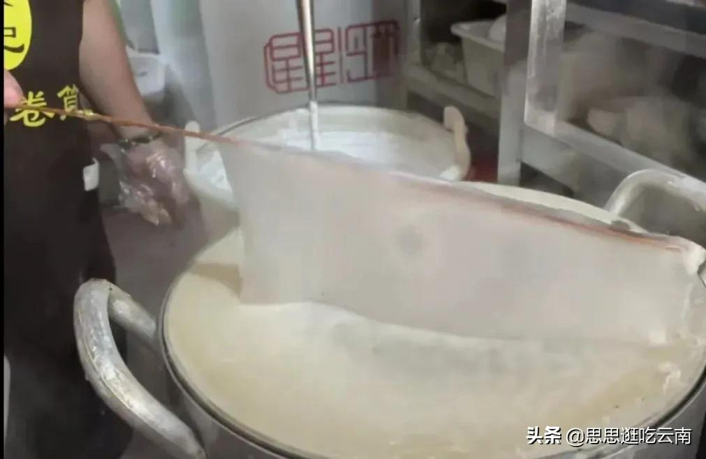 云南建水,藏在巷巷里的秘密花园,这些小店才是yyds