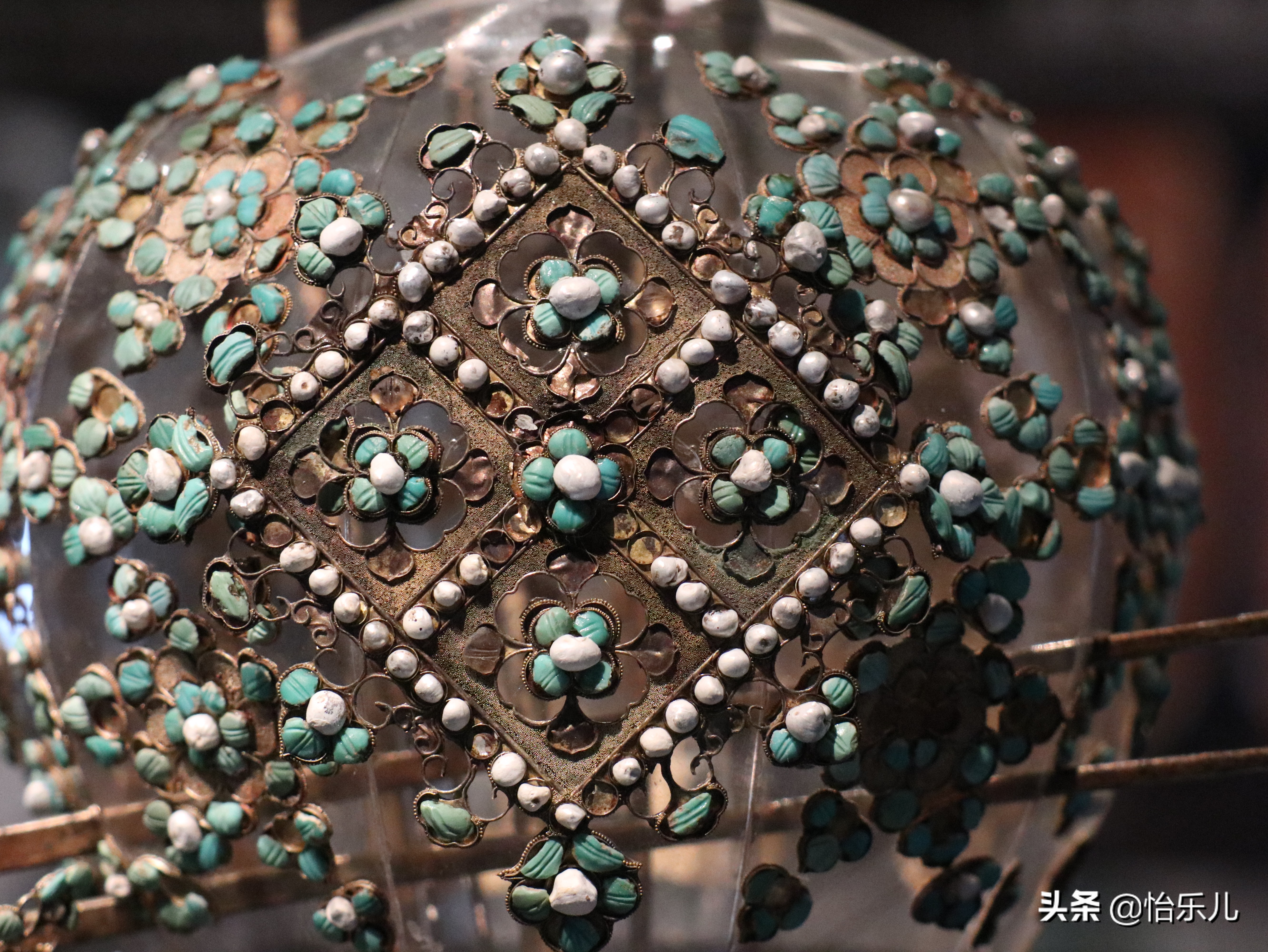 来首博,看25岁唐代公主的金冠,这可是世界上唯一一套