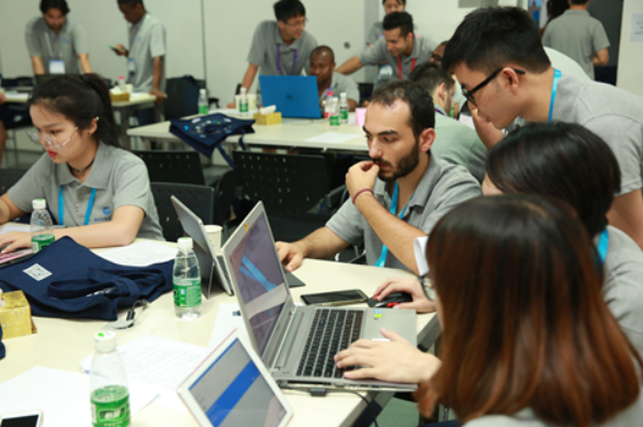 多位高考状元家庭情况曝光，太真实了，他们大多来自这一类家庭