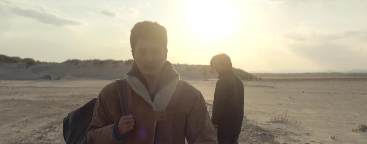 韩寒执导的第一部电影，年少时看枯燥，而如今再看却已泪流满面