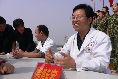 杨永信，谁给了你电击孩子的权利？最该被电醒的是那些孩子的父母