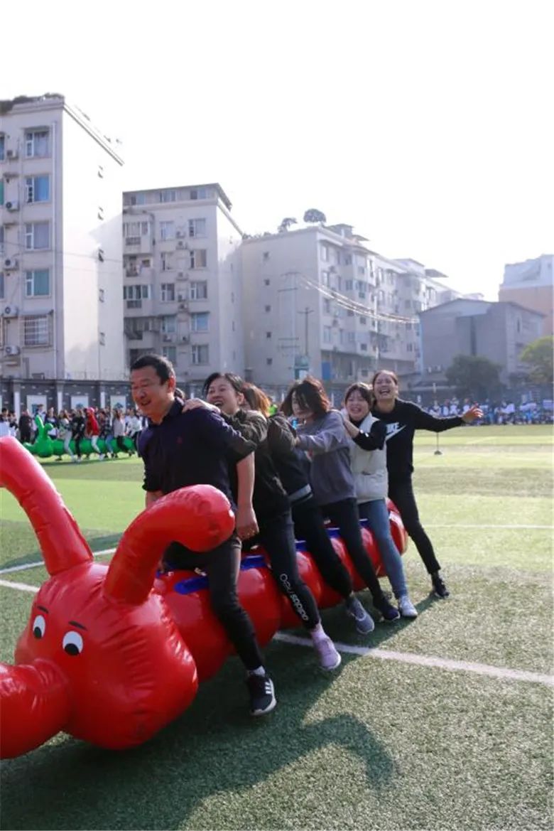 多图预警！成都天府新区职业学校第二届体育嘉年华活动顺利举行