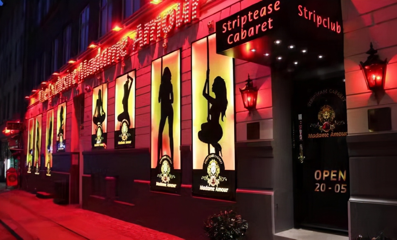 荷兰橱窗女价格包射性交易合法化加剧人口贩卖