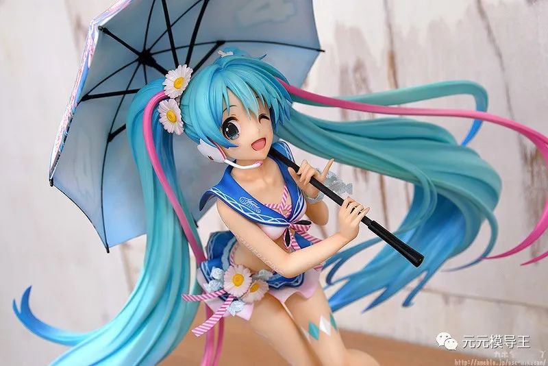 赛车miku2022(黑皮初音赛高！GSC RACING MIKU 2019 泰国版)