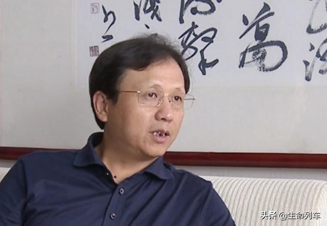 安庆市下半年十大富豪，陈奇星升至前五，李斌身价缩水100亿