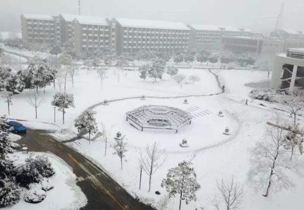 2022高校寒假排行，有所大学寒假长达59天，是我羡慕的大学没错了