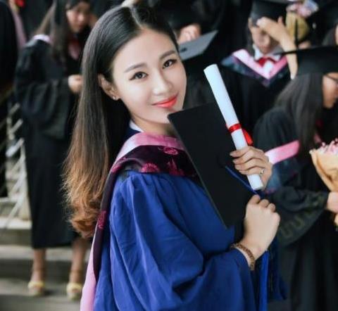 考研时才发现，学硕和专硕差的不仅是学制，学姐后悔当初选错了