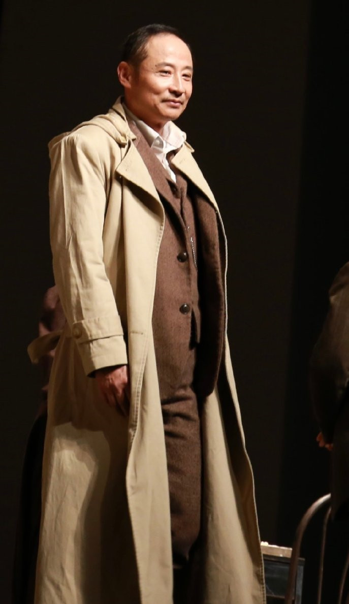 还记得周野芒扮演的林冲吗？80年代工资50元，前妻很著名