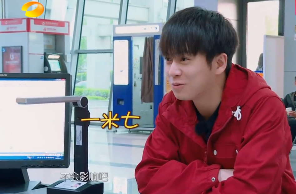 一米五九的王子文，戳破了娱乐圈太多女明星的身高伪装