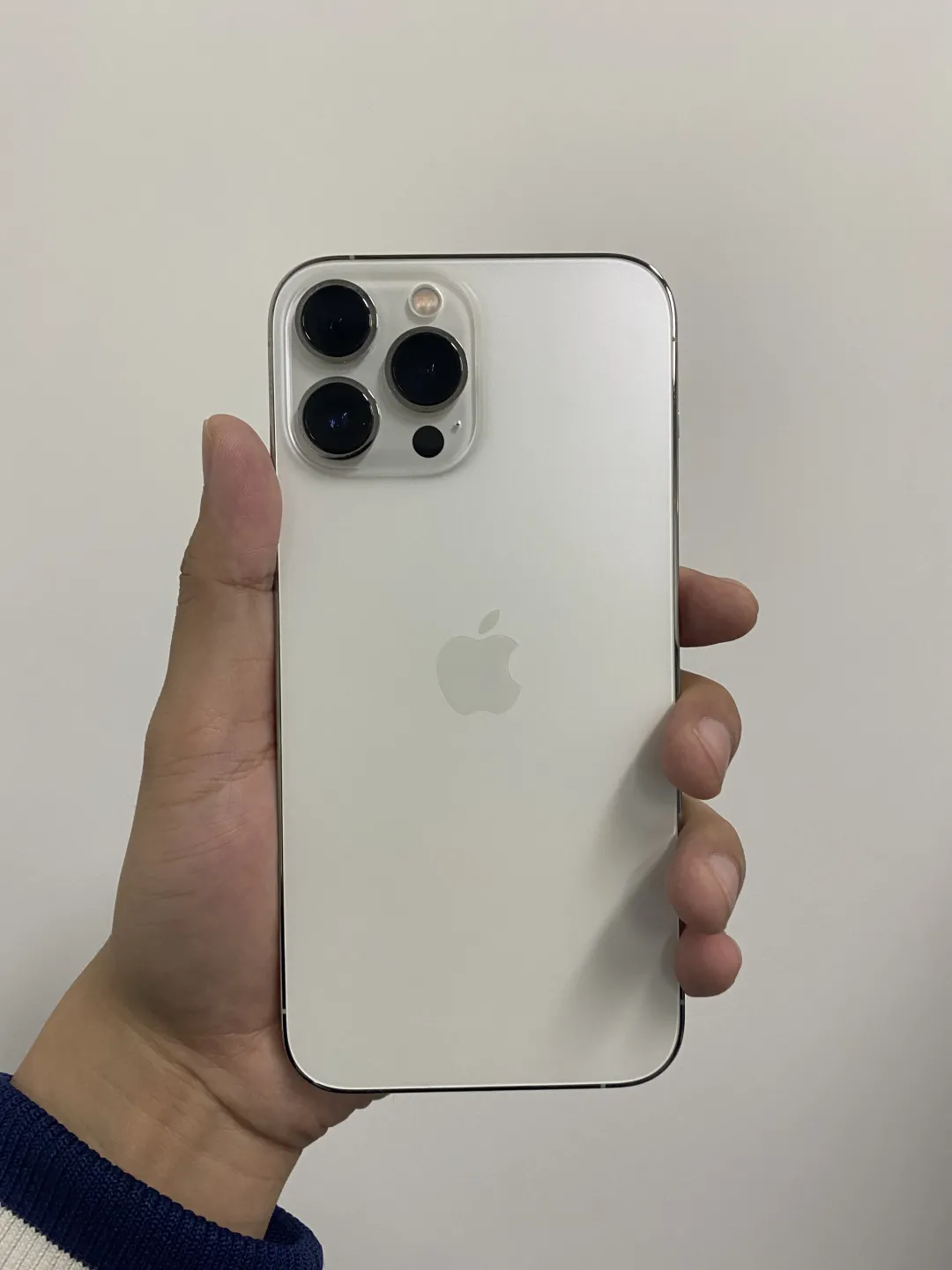 2号站娱乐 体验iPhone 13 Pro Max一周后,发现任性也是有代价的