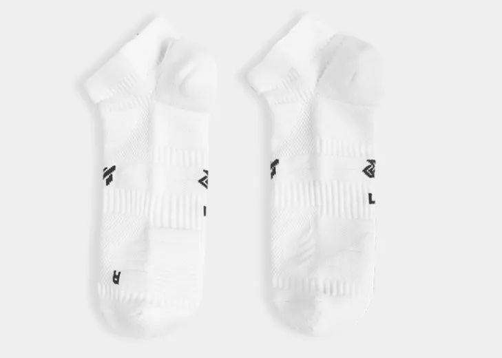 一个篮球袜可以穿多久(3种高度！好看又好穿的篮球精英袜，黑白两种颜色可选)
