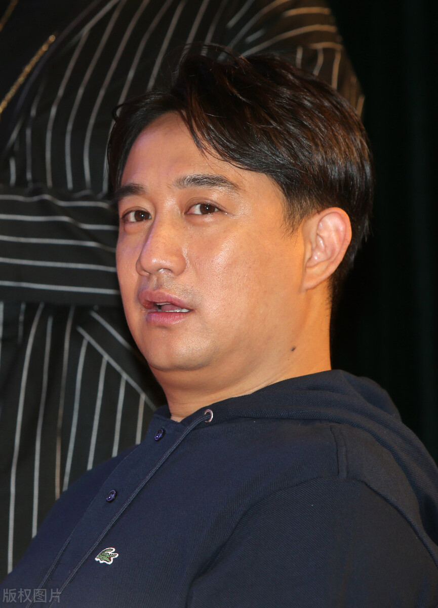 黄磊的玄妙情史，从兄妹情到第四种感情，靠才华征服了5个女人