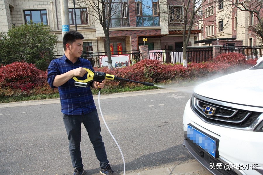 小米有品入手莱克吉米无线洗车机，小巧便携水压大全家都爱上洗车