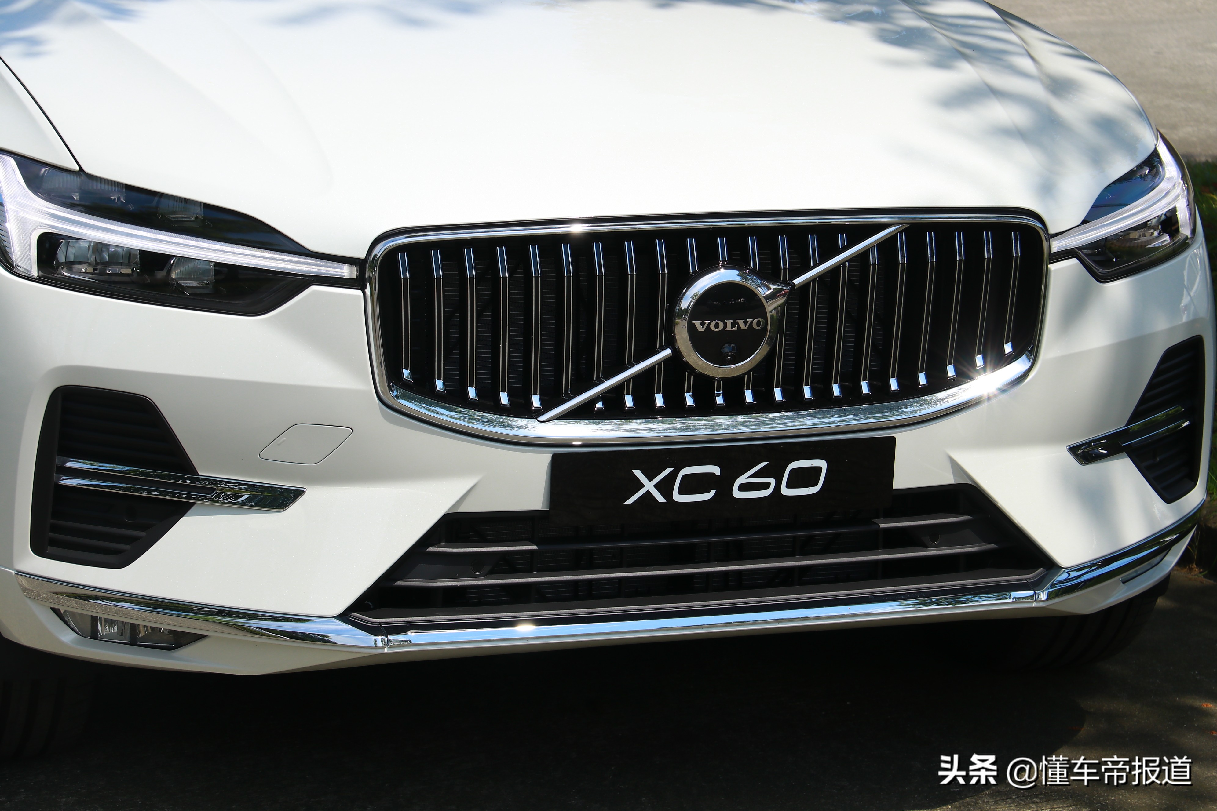 新车｜行驶质感提升，交互系统更人性化！试驾新款沃尔沃XC60