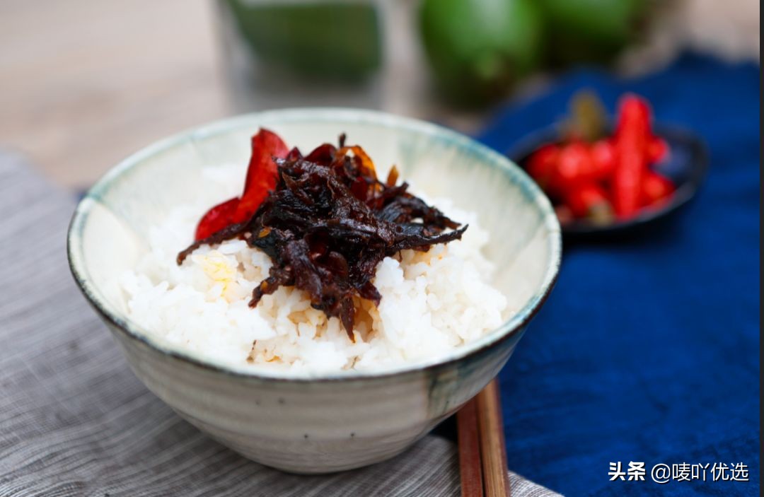 鸡枞菌读cong还是zong（云南美食，鸡枞正确读法）