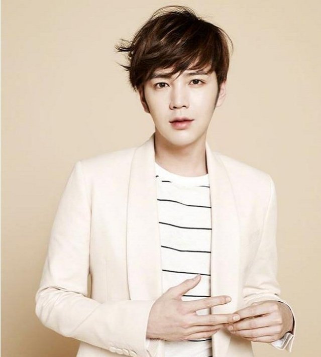 富豪家庭不交税？母亲逃税10亿韩元，张根硕忙撇清关系：与我无关