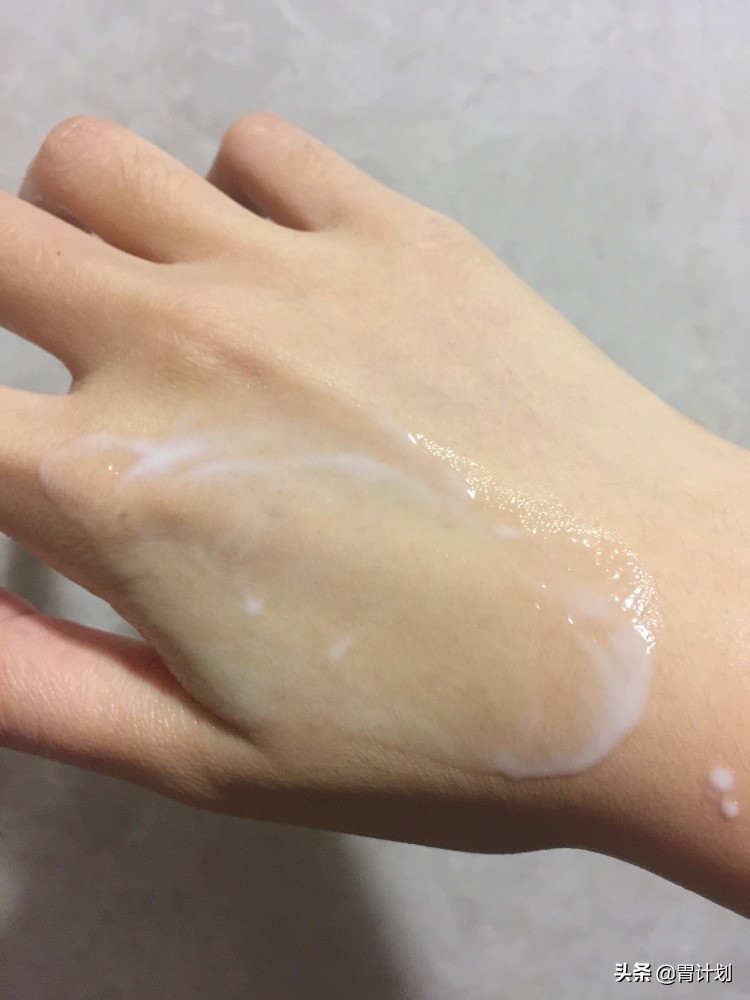 洗面奶要选对不选贵，瞧瞧这几款洗面奶，或许更适合你的肤质