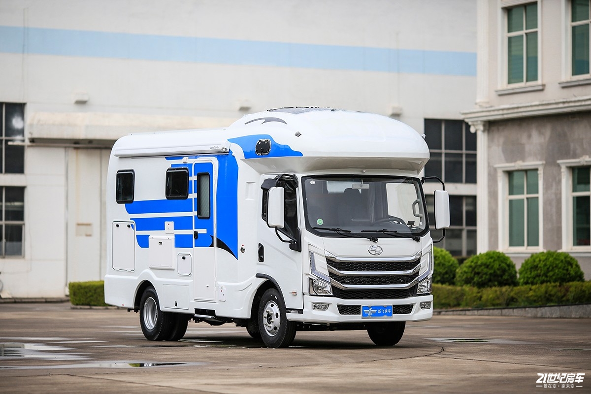 性价比贼划算,平头房车爱好者看过来:新飞h300尊享版房车