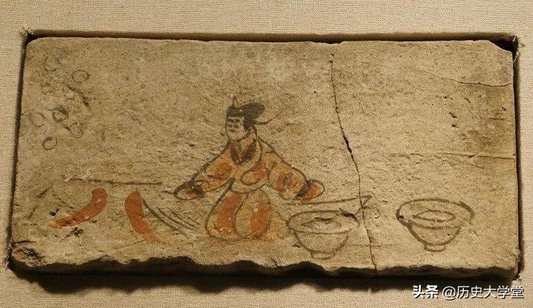 辣椒在明朝才传入中国，那在此之前的古人不吃辣吗