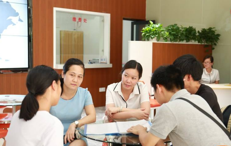 东北地区臭名昭著的“野鸡大学”，听着校名高大上，其实很坑人