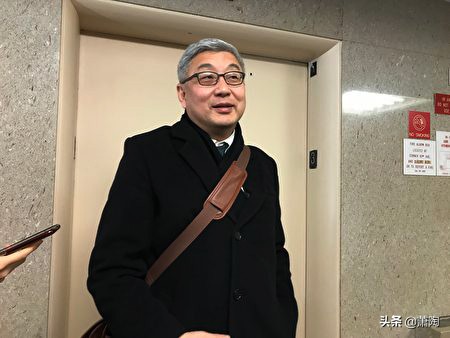 周立波现任律师与前任律师 多年前就有过节 如今两人狭路相逢