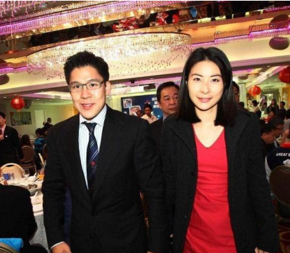 霍启刚前两任(霍启刚的2个前女友漂亮又多金,为什么偏爱"普通"的