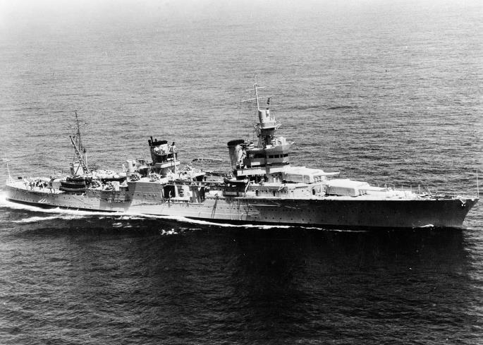 印第安纳波利斯号(倒在胜利前！印第安纳波利斯号送完原子弹后被日本潜艇击沉)