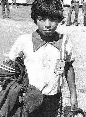 小马拉多纳简介(10岁被全国球迷寄予厚望，盼他快长大振兴阿根廷足球，他不是梅西)