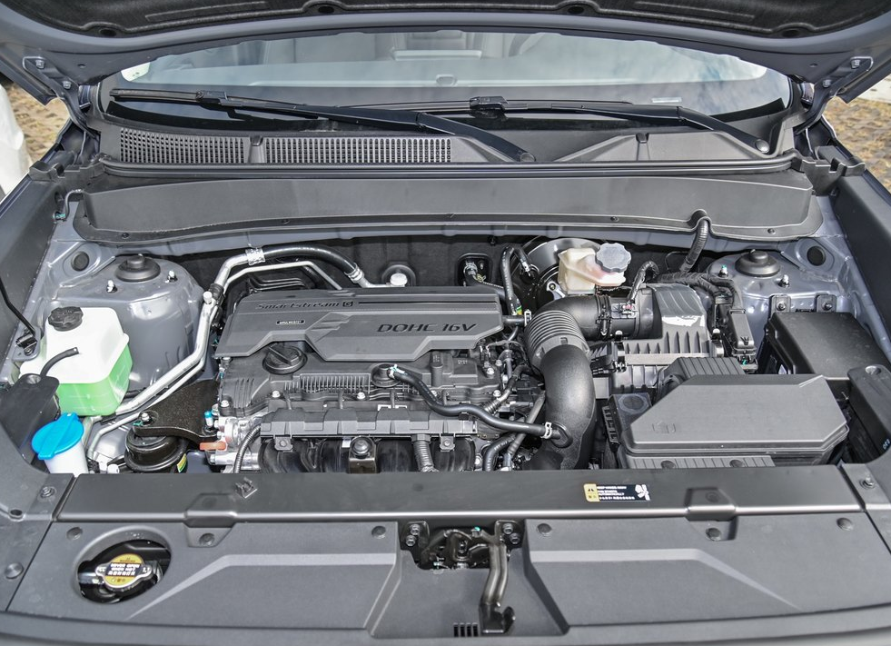 从12.98万降至11.38万起，入门就配6AT，带你看北京现代ix35