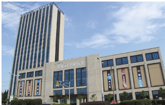 57岁转型成投资人，现在管理超2000亿的资金，这位浙大校友有点强！