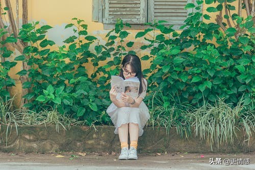 当他人轻视你时，如何用智慧与坚韧回应那些瞧不起你的目光与言语