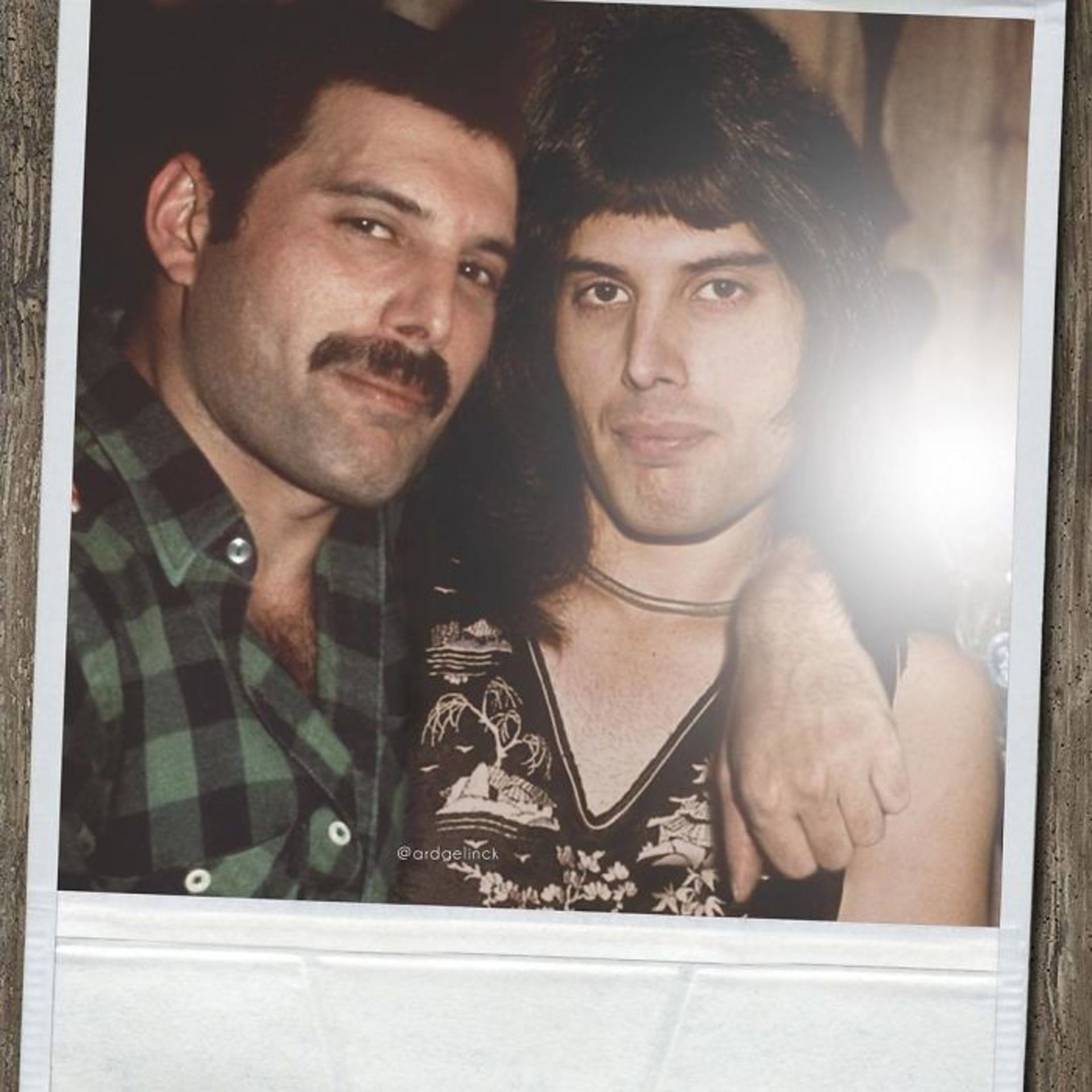 国外50个名人和年轻时的自己合影，岁月可以改变什么呢？