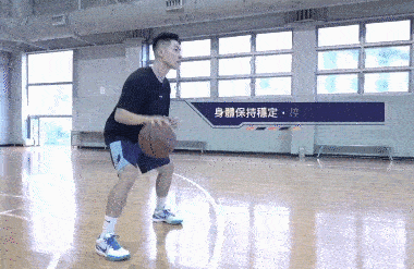籃球基礎訓練方法（新手打籃球怎么入門？）