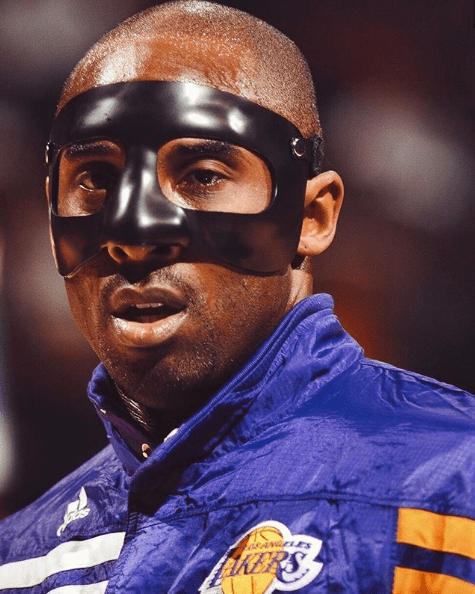 為什么nba會有帶面具的（NBA球星戴面具都啥樣？布克咨詢“面具俠”，詹姆斯黑色面具被禁）