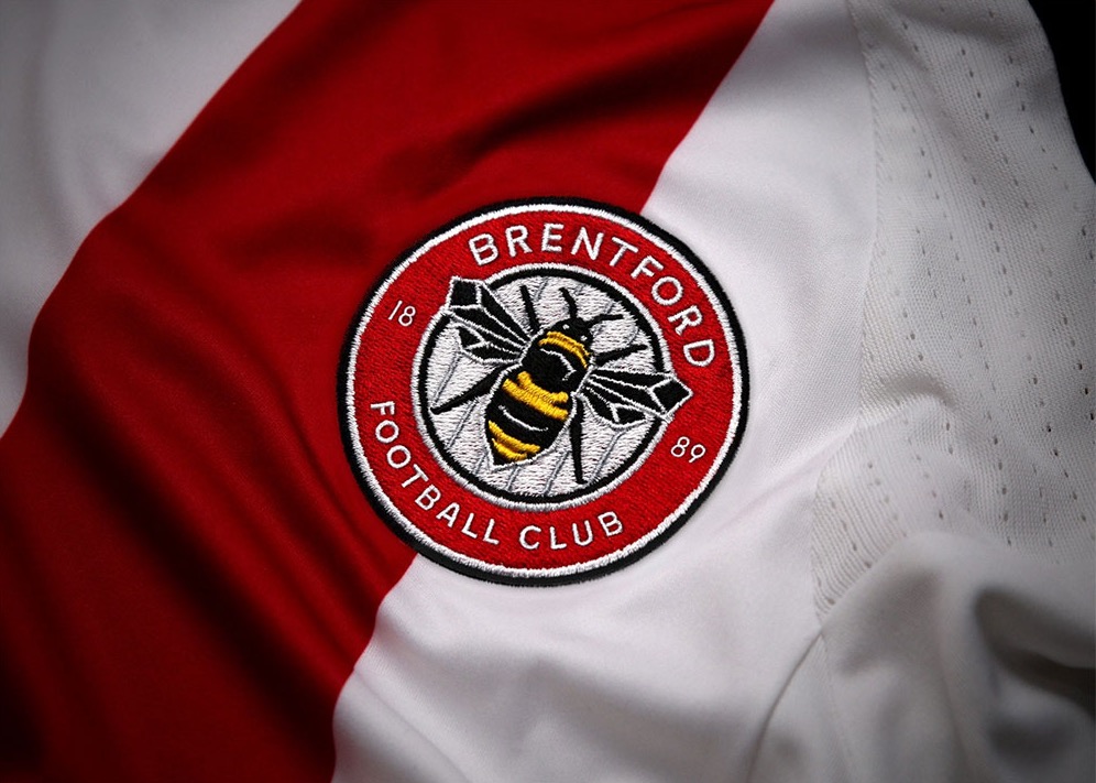 足球队的标志怎么画(足球俱乐部布伦特福德FC crest标志重新设计，你喜欢吗？)