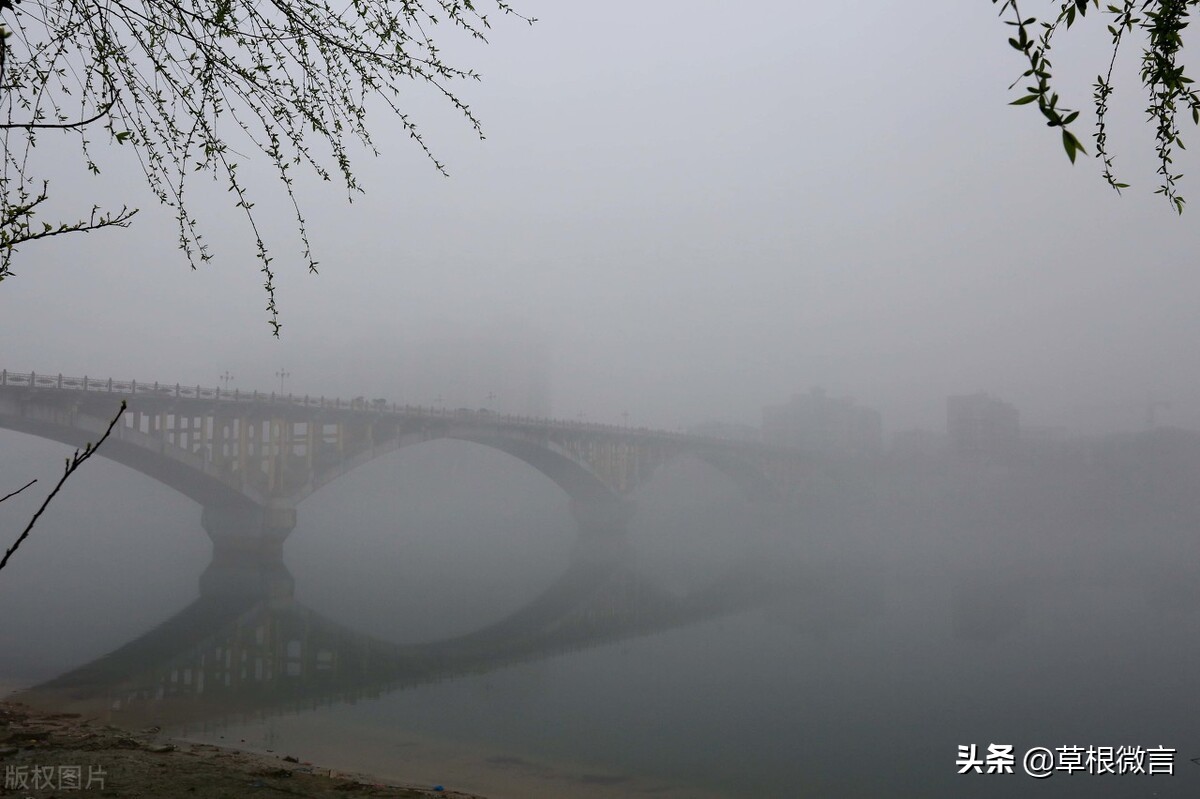 烟雨感怀（七绝•平水韵）