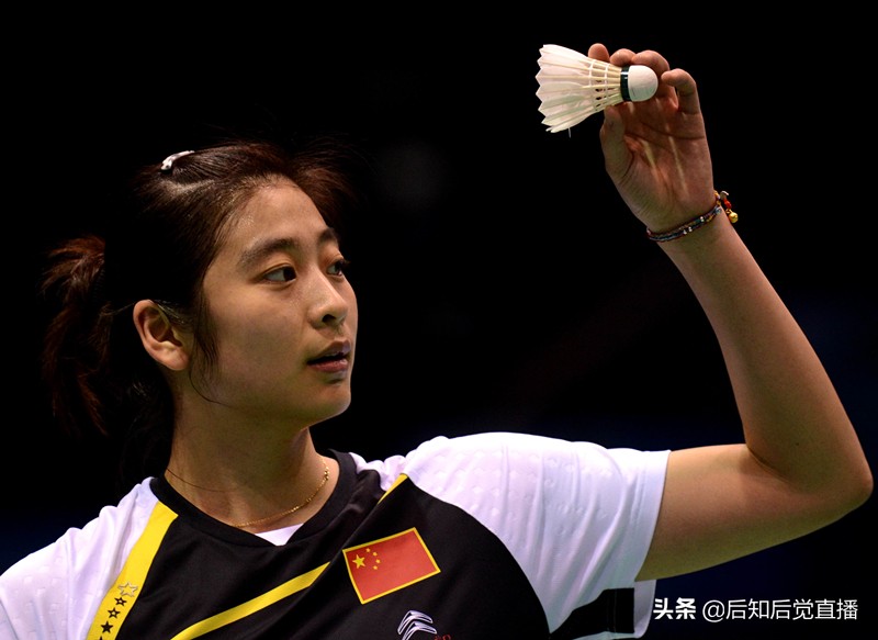 中国国家羽毛球队美女运动员王琳 大大的眼睛典型江南美女的长相
