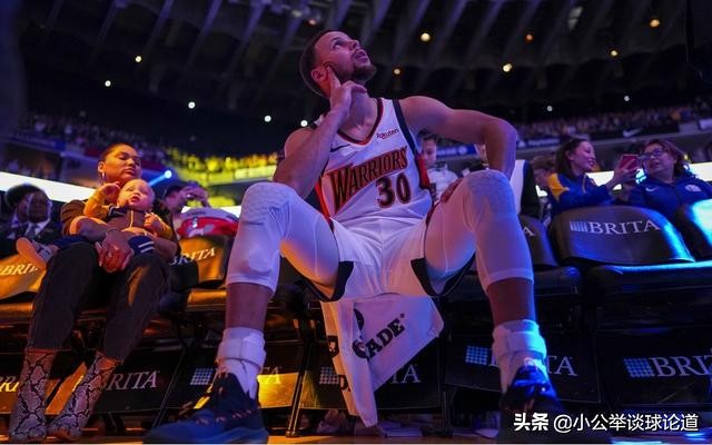 庫里總決賽5大后撤步三分（無杜勇士連續五年進西決，盤點庫里歷年季后賽：笑面萌神殺人誅心）
