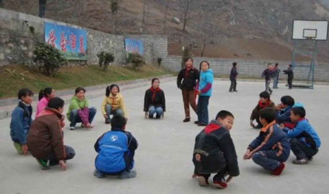 70后童年游戏 其乐无穷——祖国生日 回忆童年 爱国情浓（三）