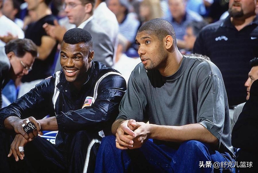 邓肯为什么不参加nba选秀(揭秘邓肯为何不96年参加选秀，是怕艾弗森么，事实的真相是什么？)