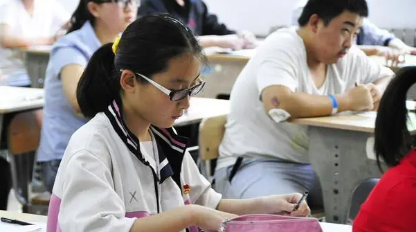 职高和普高的差距有多大？看了对比图后，普高家长沉默了