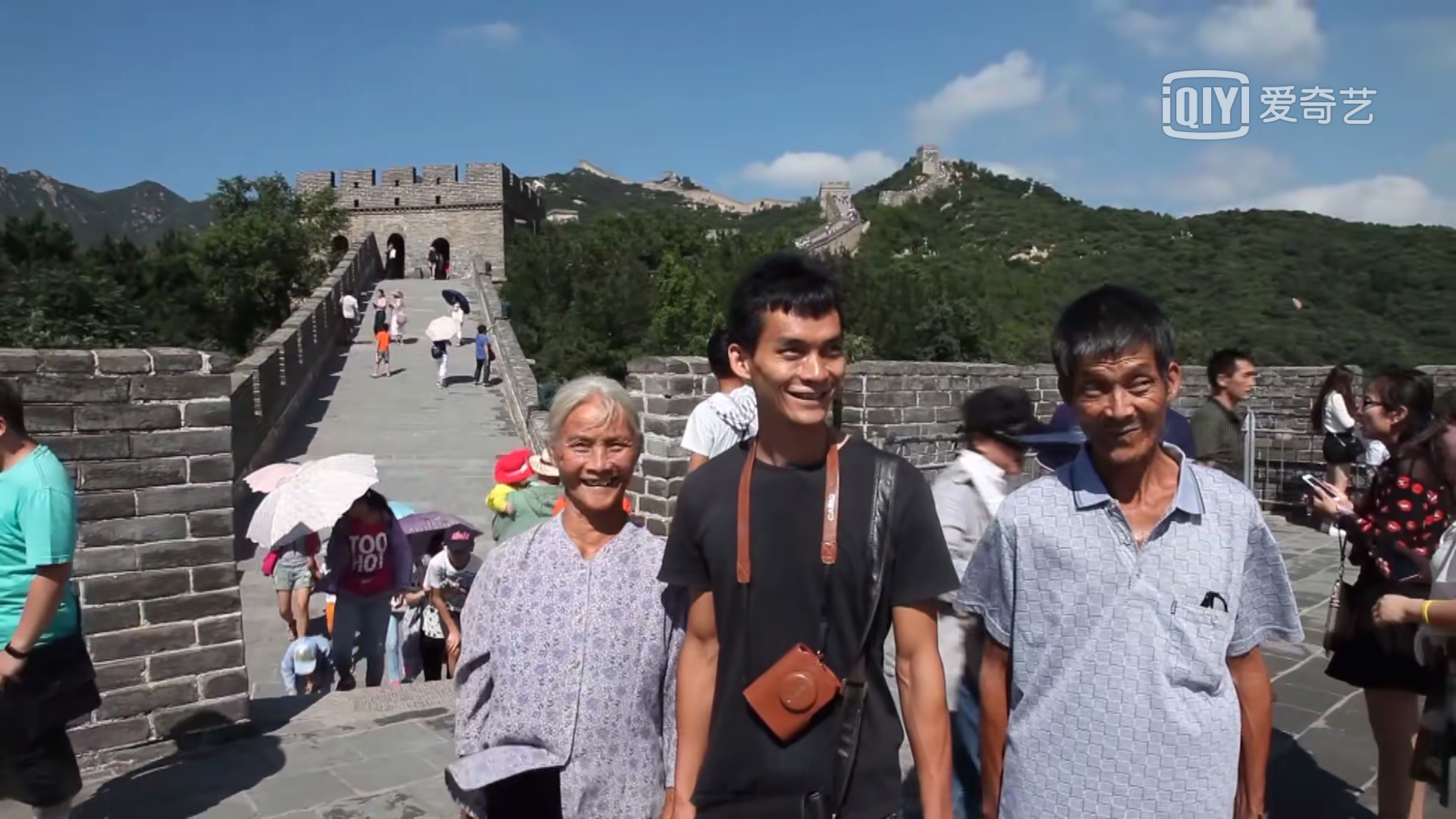 瞒着家人读了十年高中，唐尚珺和吴善柳，为何要将高考进行到底