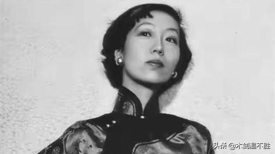比较张爱玲和王安忆在文学作品中对上海描写的异同