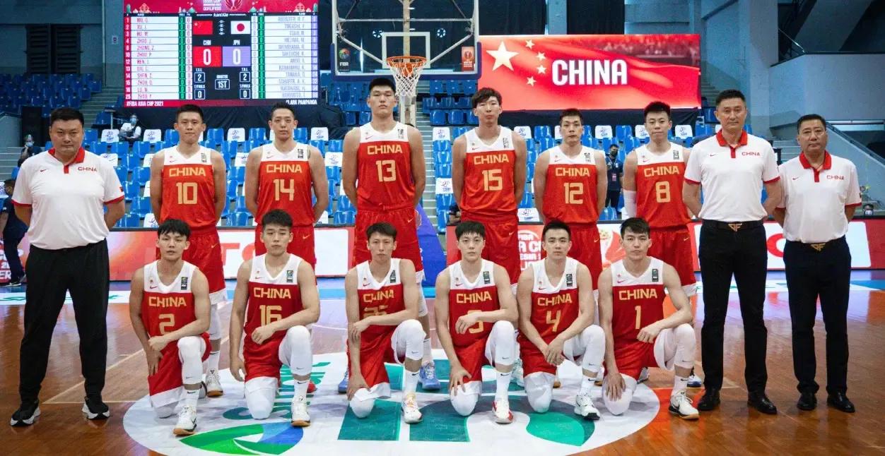 中国男篮VS加拿大全场回放(东京奥运会男篮落选赛，中国队79:109负于加拿大)