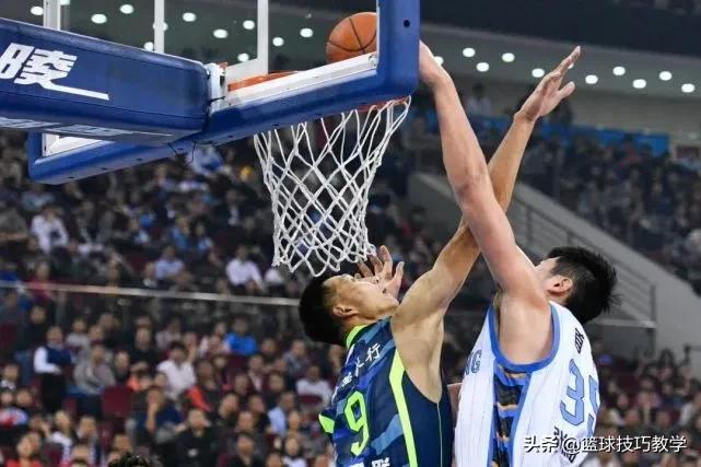 姚明退役哪些nba球员在场(姚明曾经的替补退役！曾隔扣易建联 勇闯NBA夏季联赛)