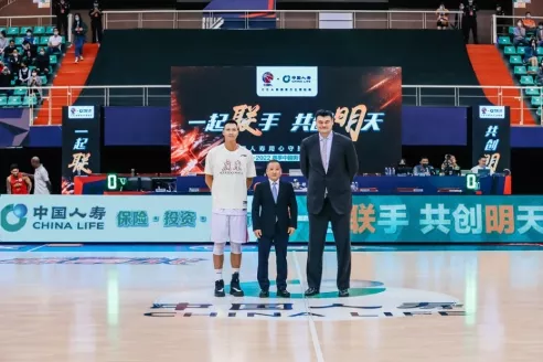 从CBA揭幕战上亮相的这支广告,窥见中国人寿的品牌故事