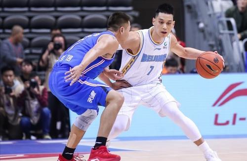 林书豪为什么还要冲击nba(提前一赛季放眼总冠军？林书豪回归CBA的5点原因，首钢诚意十足)