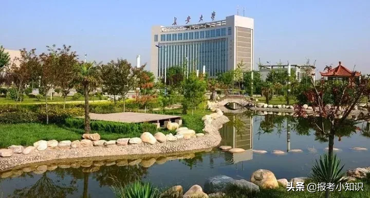 明明很硬核，却起了个野鸡名字的大学